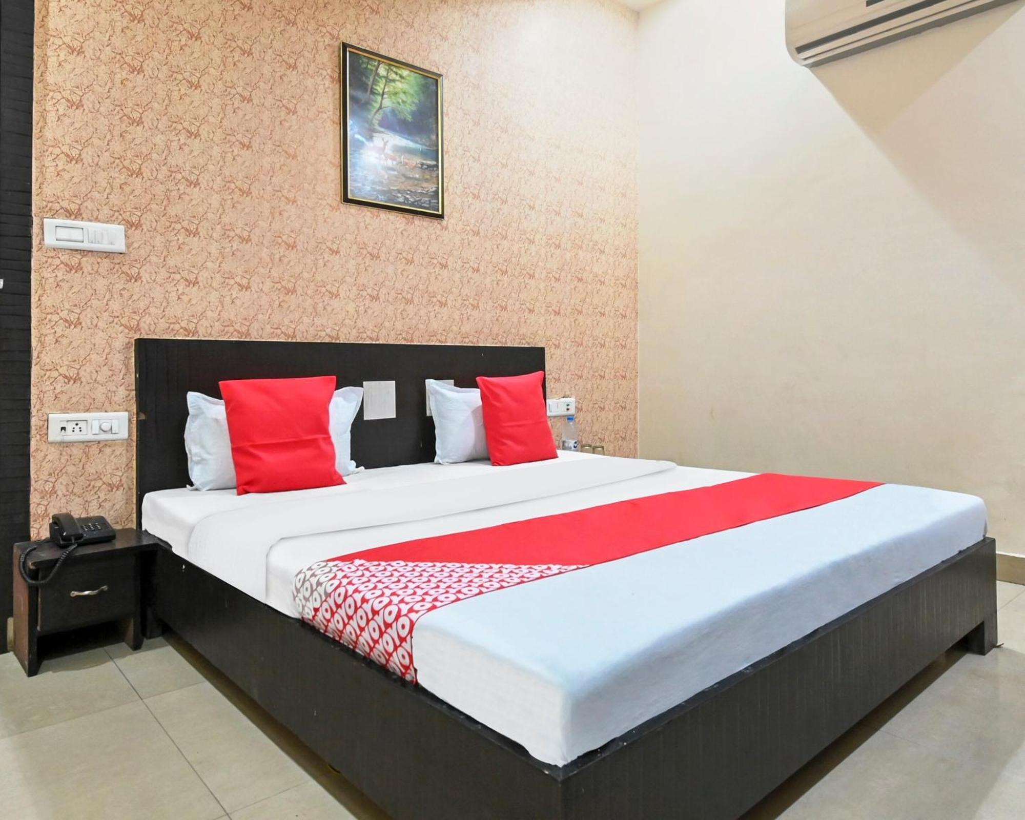 Hotel O Co Hotel Hisār Esterno foto